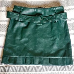 Green, mini skirt